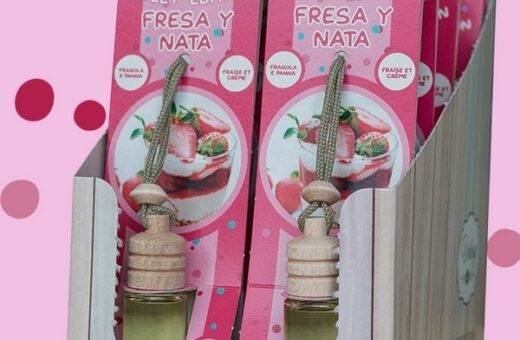 Carton de 12 Ambiances Voiture Arôme Fraise/Crème - Vintage Parfum